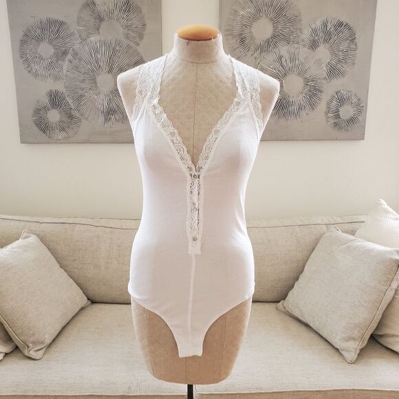 Free People 'Naughty but Nice' Bodysuit - size Small in White. - Picture 5 of 16